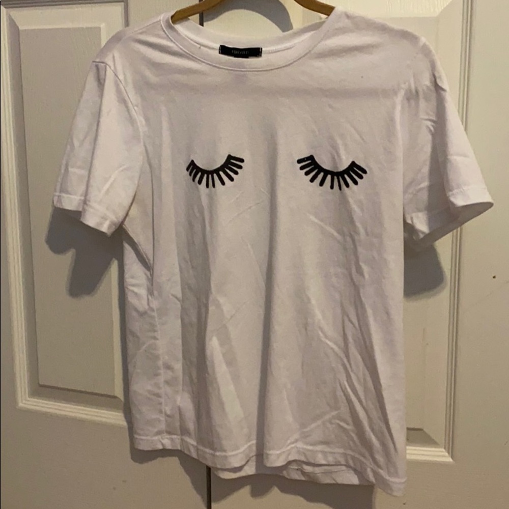 White T-shirt with eye detail